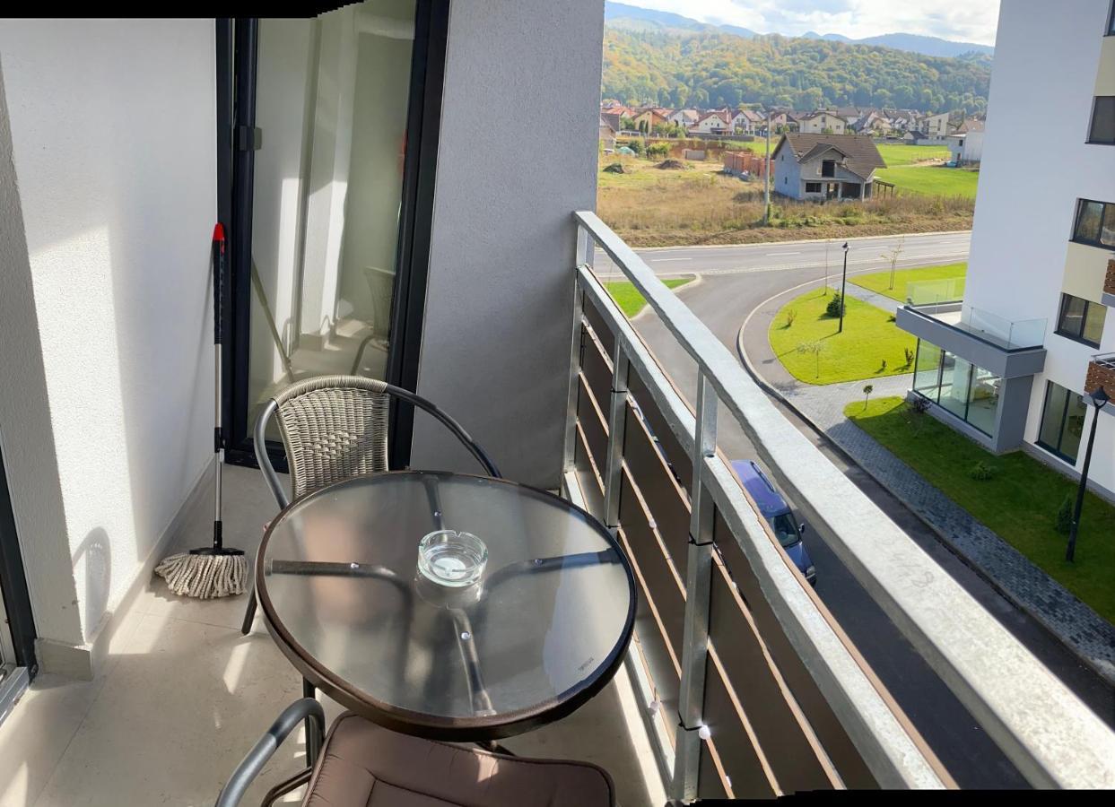 Deea H24 Apartment Rîşnov Luaran gambar