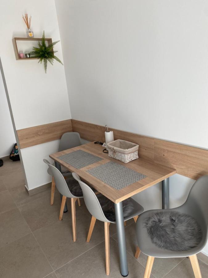Deea H24 Apartment Rîşnov Luaran gambar