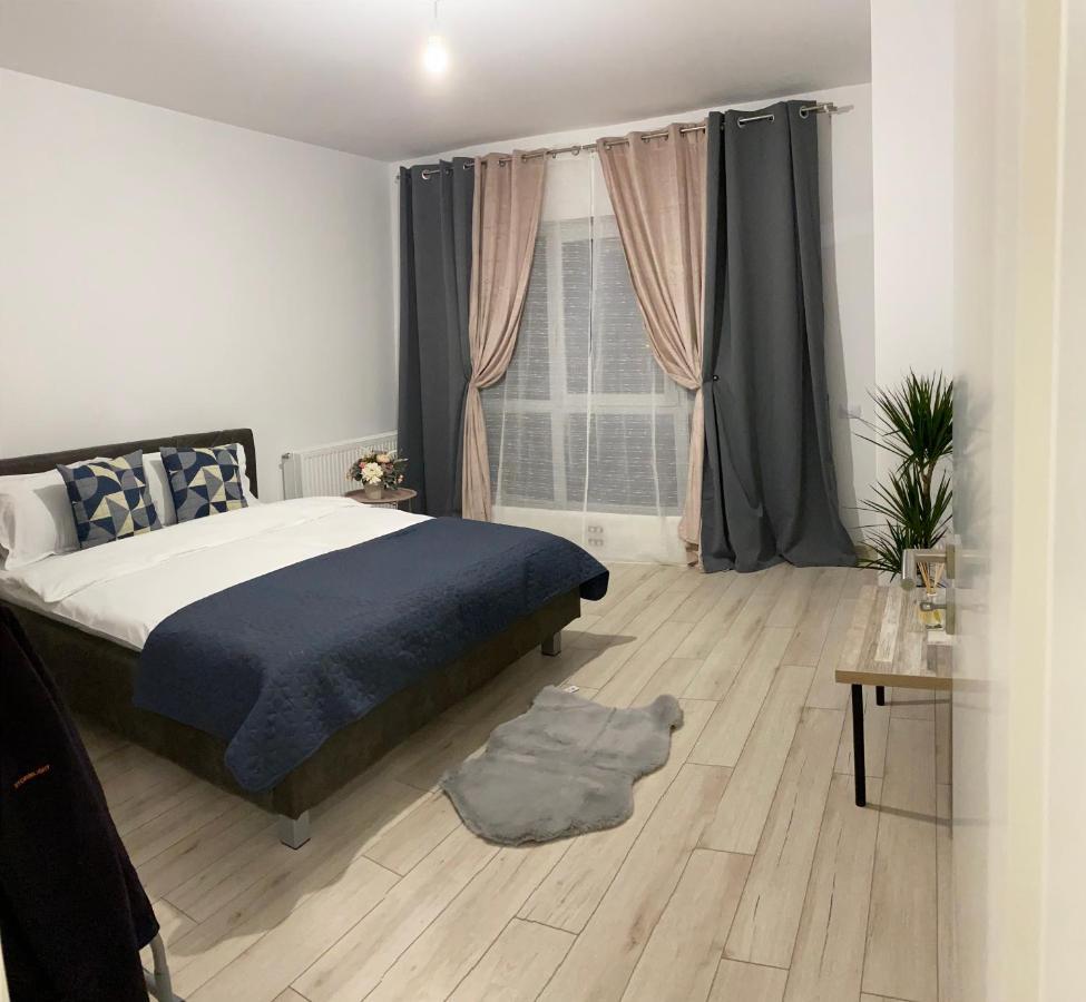 Deea H24 Apartment Rîşnov Luaran gambar