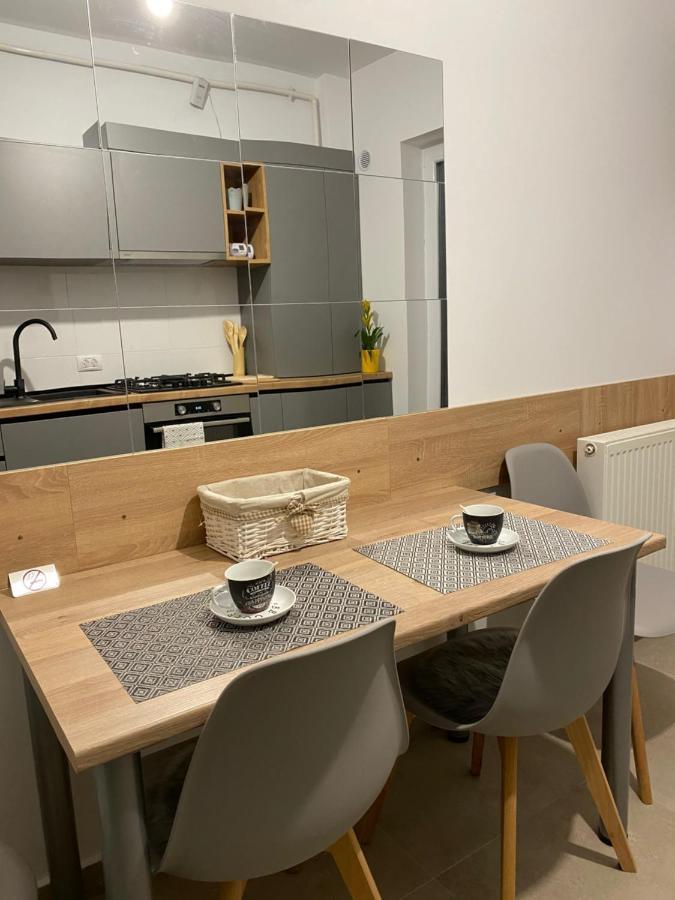 Deea H24 Apartment Rîşnov Luaran gambar